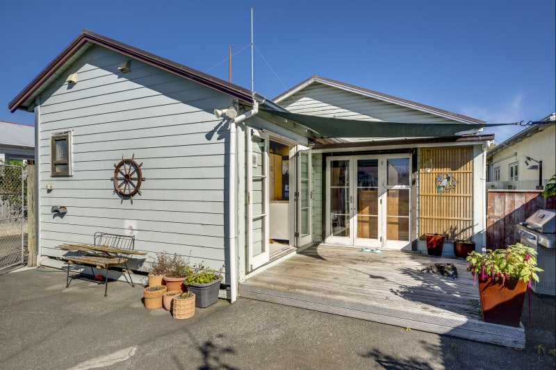 255 Georges Drive, Napier South, Napier - Carousel 1