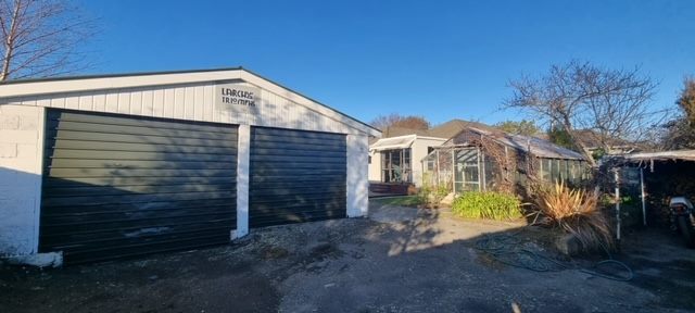 2 Larch Place, Casebrook, Christchurch - Carousel 21