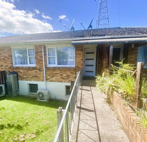 2/356 Blockhouse Bay Road, Avondale, Auckland - Carousel 1