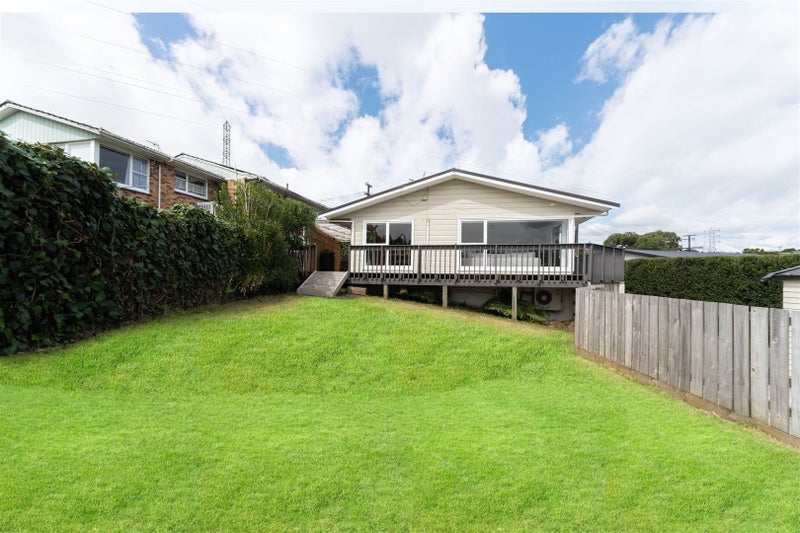 11 Anita Avenue, Mount Roskill, Auckland - Carousel 2