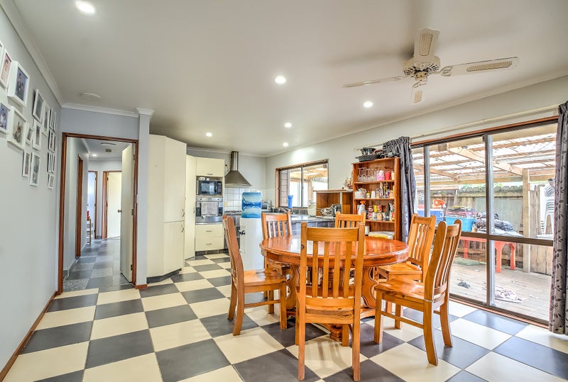 21 Aldershot Place, Nawton, Hamilton - Carousel 2