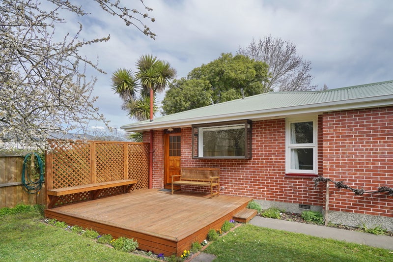 62 Brookside Terrace, Bryndwr, Christchurch - Carousel 2