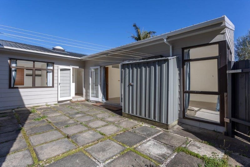 6/20 Hayden Street, Freemans Bay, Auckland - Carousel 2