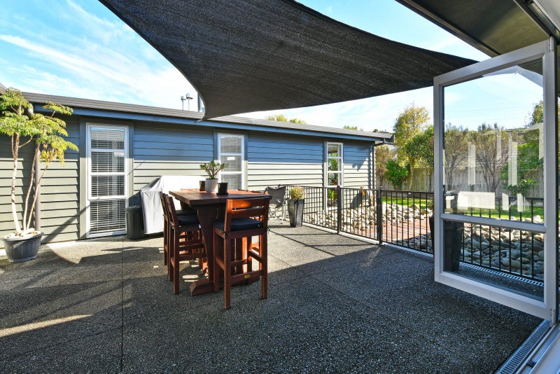 12 Cosgrove Rise, Riverstone Terraces, Upper Hutt - Carousel 2