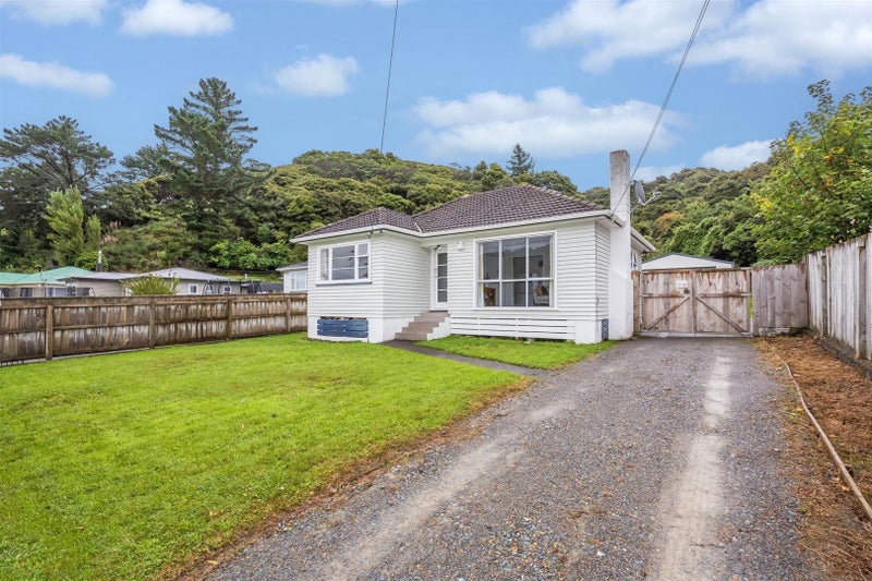 123 Wellington Road, Wainuiomata, Lower Hutt - Carousel 2