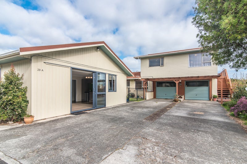 29 Frimley Terrace, Waikanae Beach, Waikanae - Carousel 1
