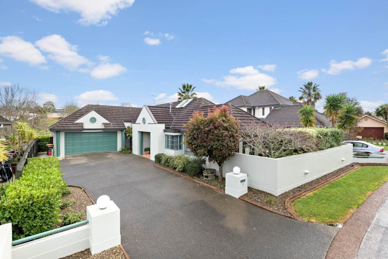 18 Windsong Court, Northpark, Auckland - Carousel 1