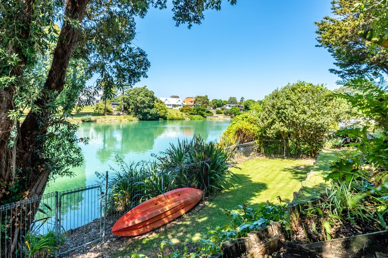 11 Clifford Street, Whataupoko, Gisborne - Carousel 31