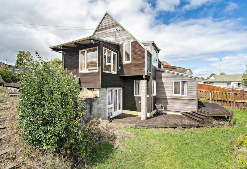 133 New Windsor Road, New Windsor, Auckland - Carousel 1