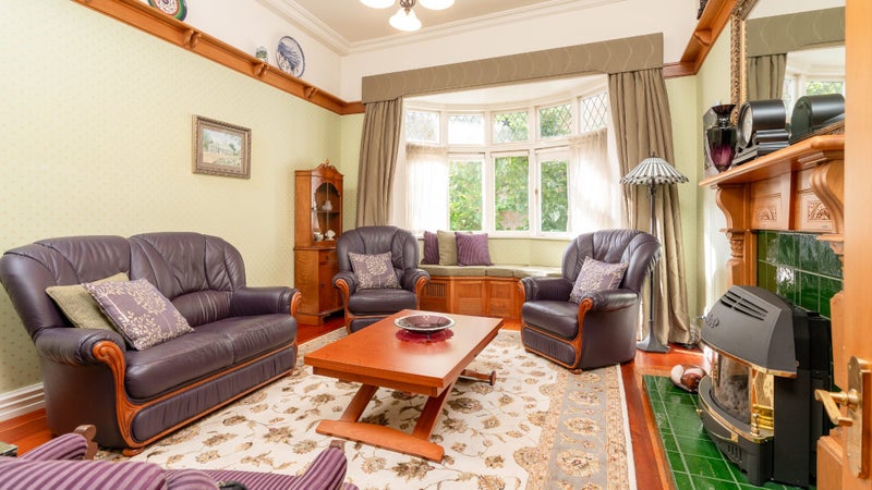 382 Tinakori Road, Thorndon, Wellington - Carousel 1