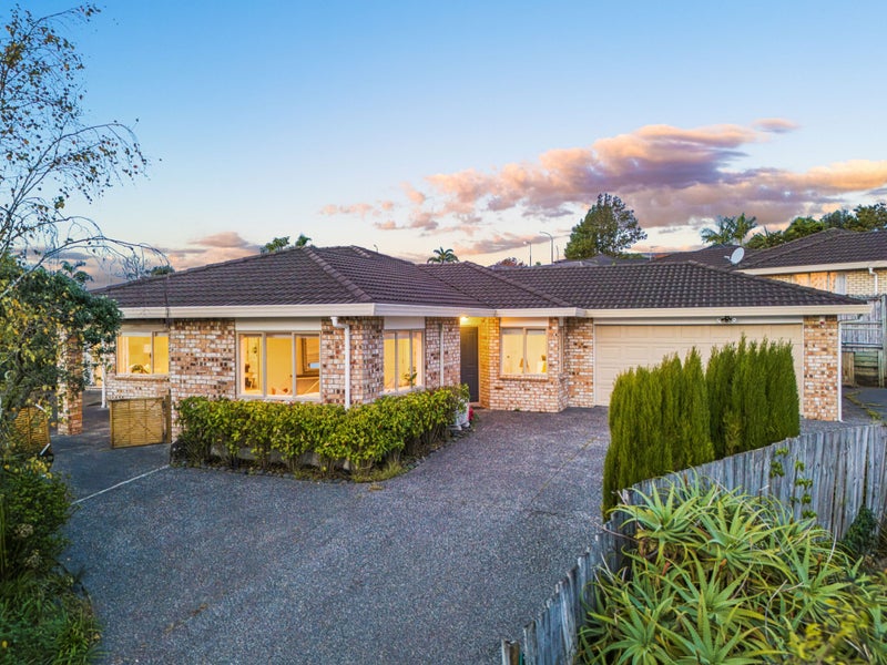 17 Gendo Avenue, Henderson, Auckland - Carousel 2