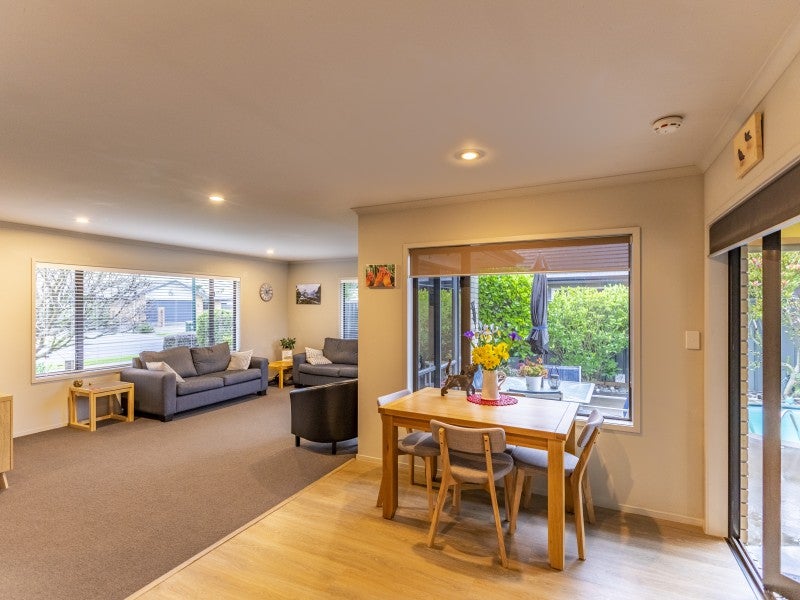 25 McNaughton Place, Onekawa, Napier - Carousel 2