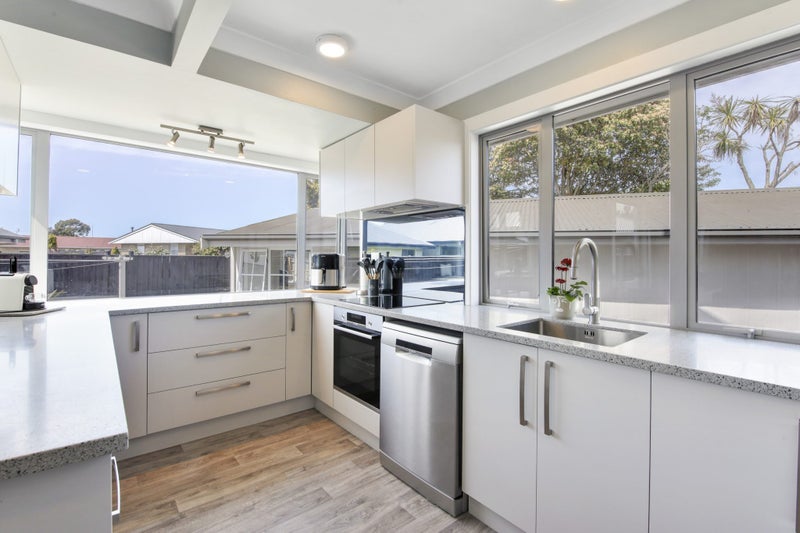 24 Cowes Street, Avondale, Christchurch - Carousel 2