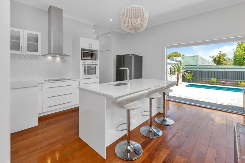 16 Wolfe Street, Regent, Whangarei - Carousel 2