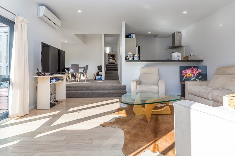 5/19 Langana Avenue, Browns Bay, Auckland - Carousel 1