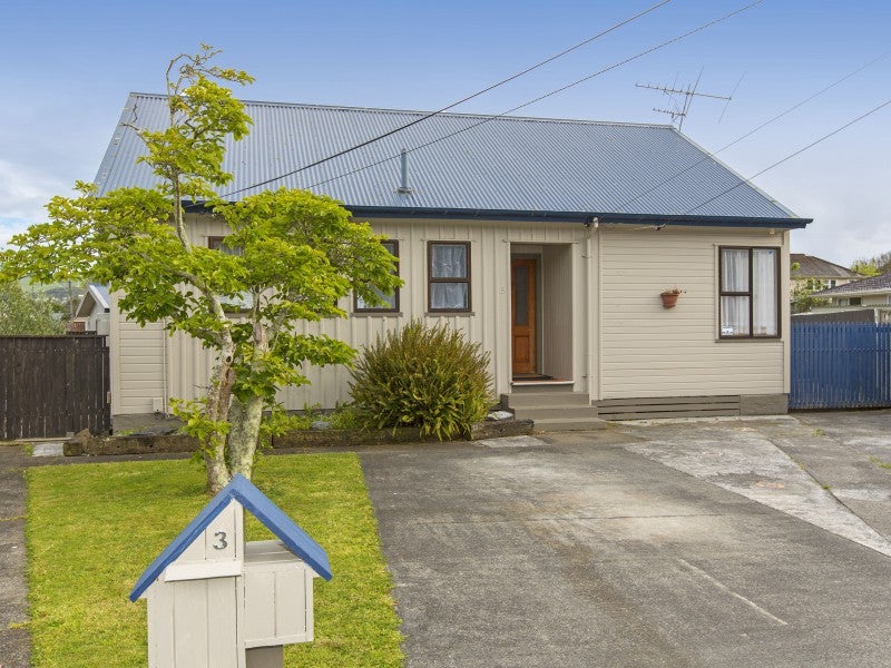 3 Wood Grove, Naenae, Lower Hutt - Carousel 1