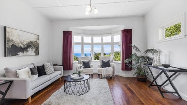 34 Ribble Street, Island Bay, Wellington - Carousel 1