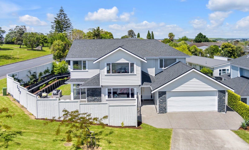 137 Cook Street, Howick, Auckland - Carousel 1
