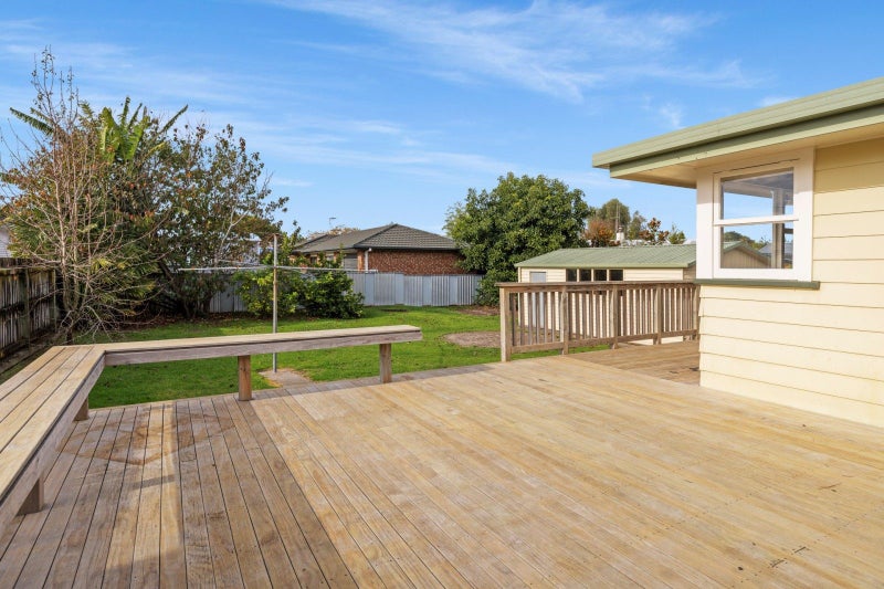 7 Manson Street, Gate Pa, Tauranga - Carousel 1