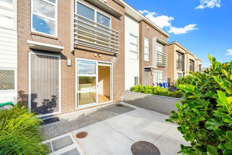 7 Spotted Dove Road, Hobsonville, Auckland - Carousel 2