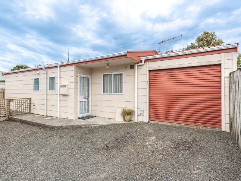 6C Nikau Street, Tawhero, Whanganui - Carousel 1