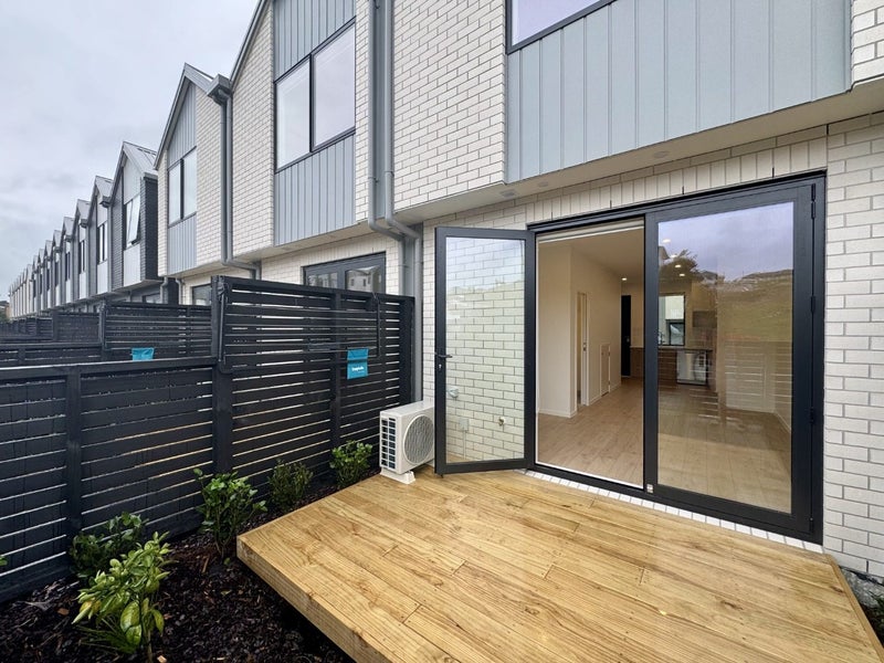 19/21 Makomako Drive, Orewa, Orewa - Carousel 13