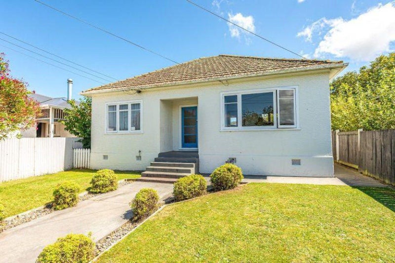 37 Tanguru Street, Whanganui East, Whanganui - Carousel 1