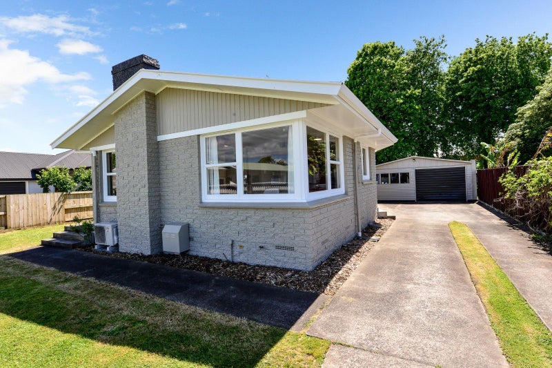 17 Simon Place, Nawton, Hamilton - Carousel 1