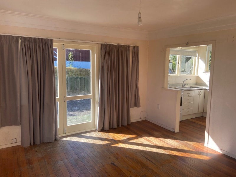 4/10 Croydon Road, Mount Eden, Auckland - Carousel 2