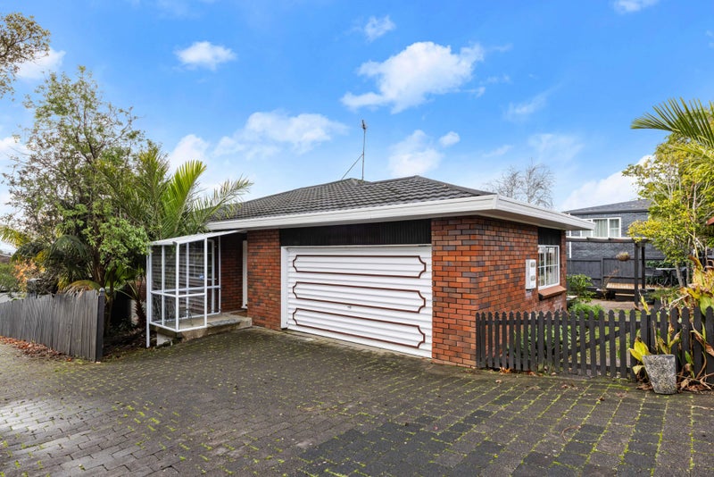 1/19 Danbury Drive, Torbay, Auckland - Carousel 2