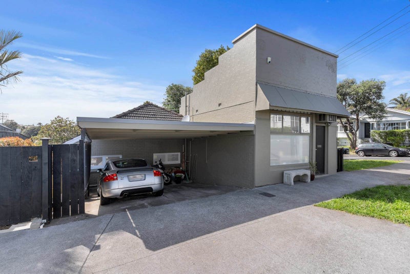 43 Dryden Street, Grey Lynn, Auckland - Carousel 1