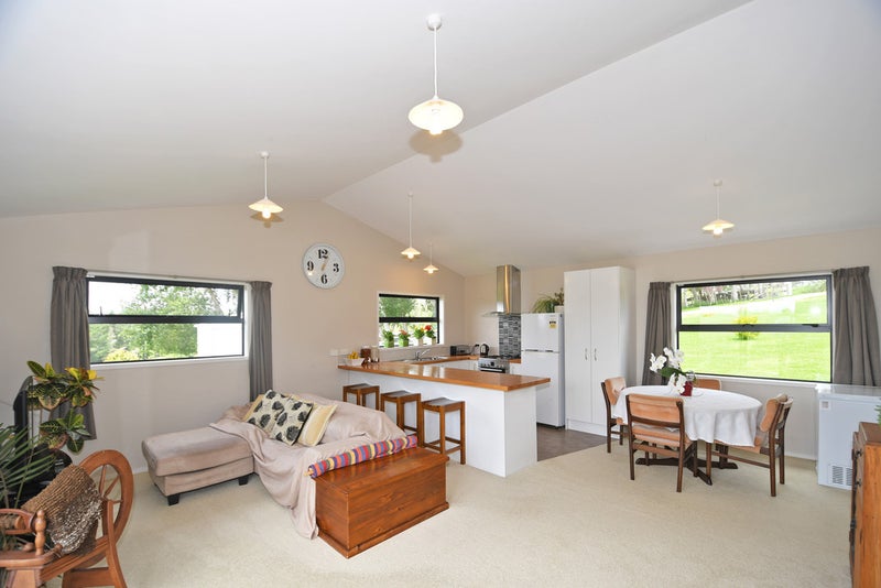 56 Wattle Lane, Kaiwaka - Carousel 2