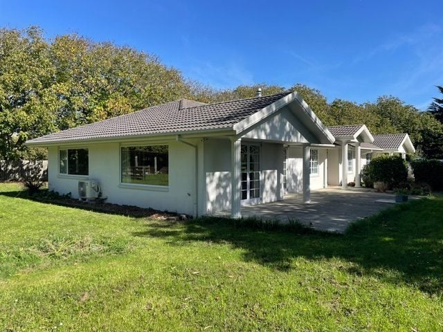 220 Russley Road, Avonhead, Christchurch - Carousel 1