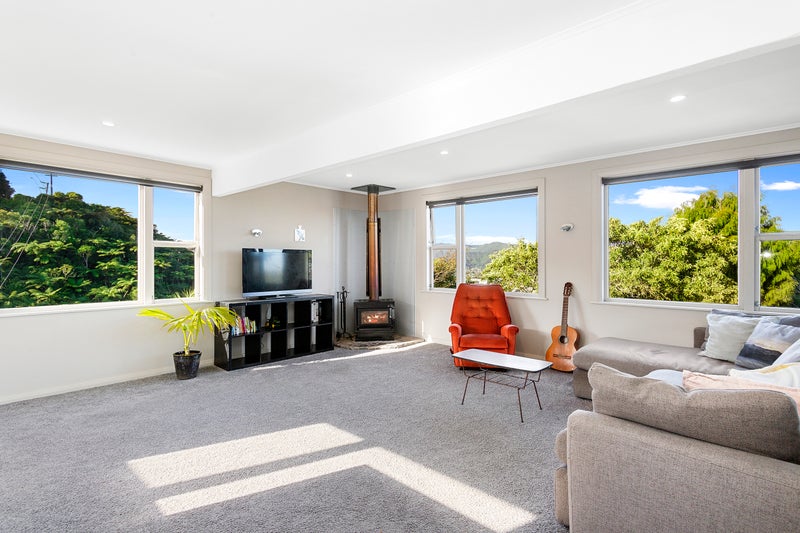 49 Normandale Road, Normandale, Lower Hutt - Carousel 2