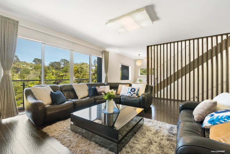 19 Kahikatea Close, Campbells Bay, Auckland - Carousel 2