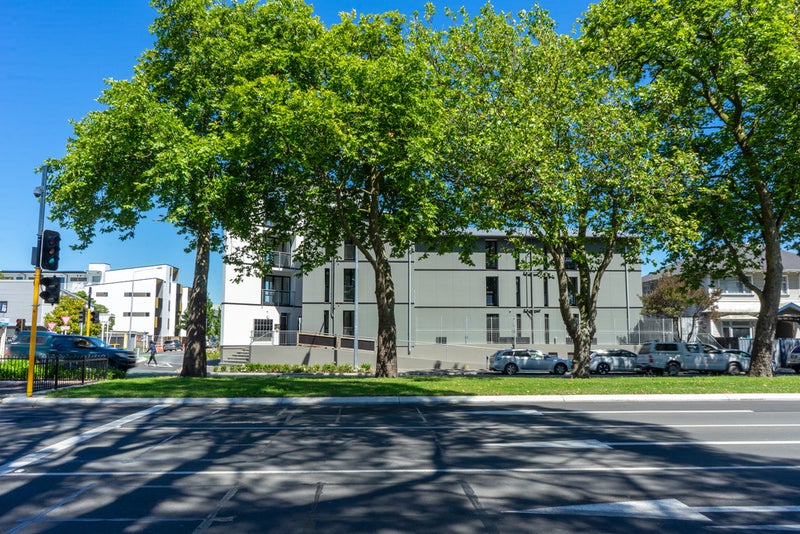 11/169 Fitzgerald Avenue, Christchurch Central, Christchurch - Carousel 13