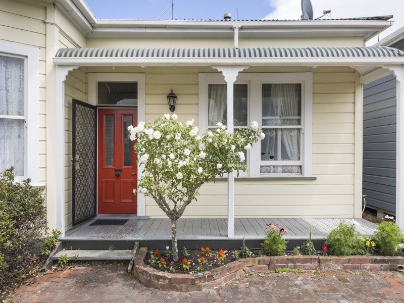 26 Lombard Street, Palmerston North, Palmerston North - Carousel 2