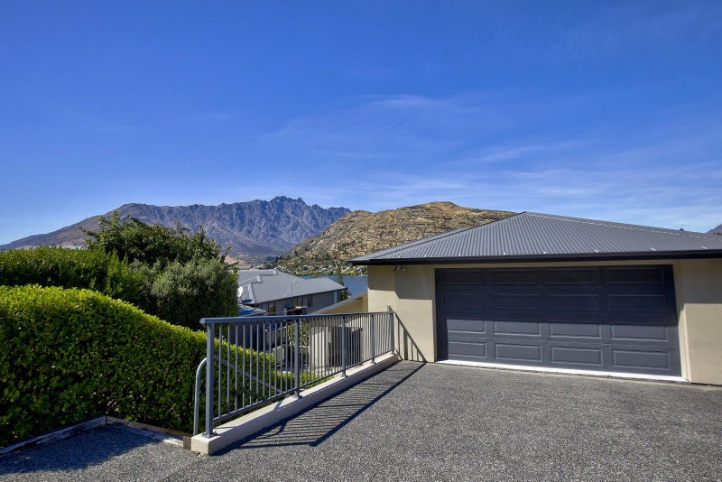 5 De La Mare Place, Frankton, Queenstown - Carousel 26