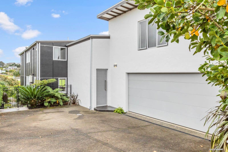 2/484 East Coast Road, Windsor Park, Auckland - Carousel 15