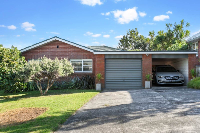 105 Walker Road, Point Chevalier, Auckland - Carousel 1