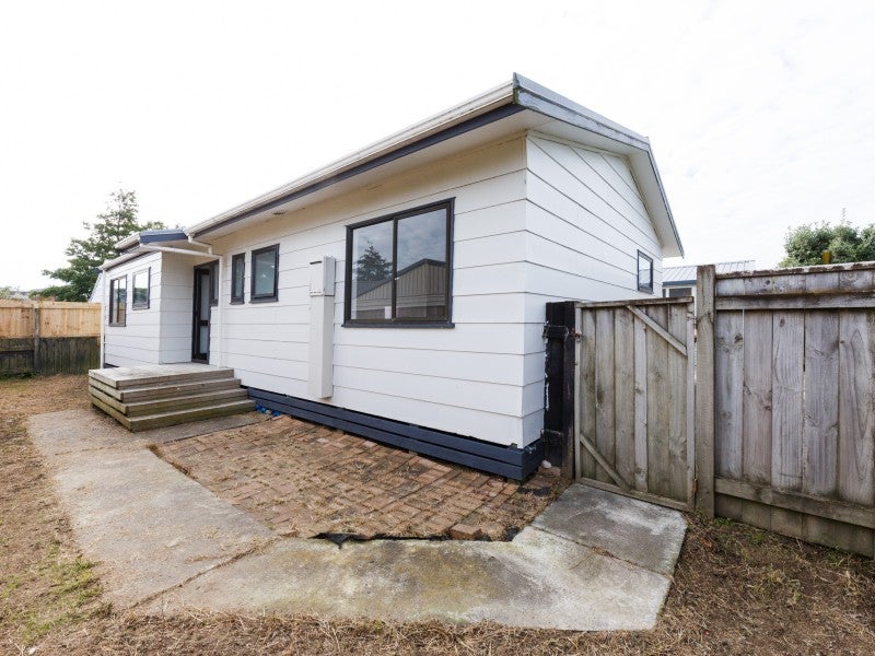 34A McLeavey Drive, Kelvin Grove, Palmerston North - Carousel 12