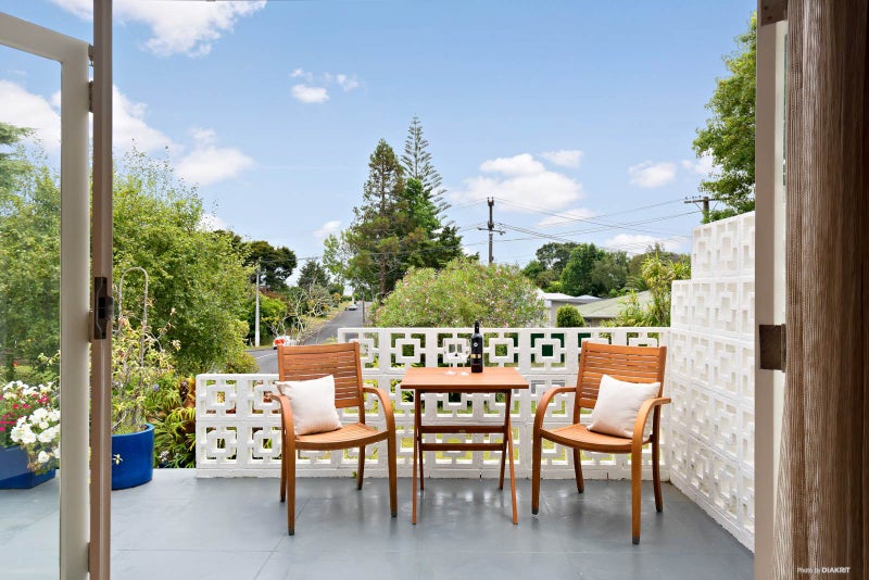 14 Collie Street, Hillpark, Auckland - Carousel 2