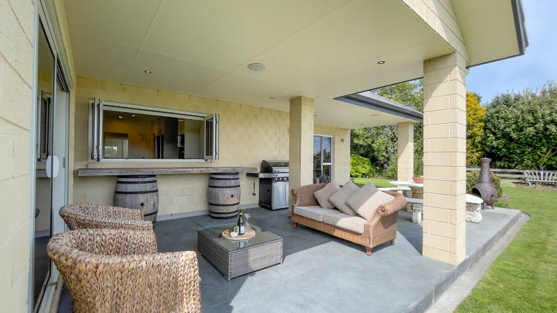 24 Gavin Black Street, Meeanee, Napier - Carousel 2