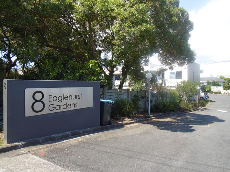 10/8 Eaglehurst Road, Ellerslie, Auckland - Carousel 14