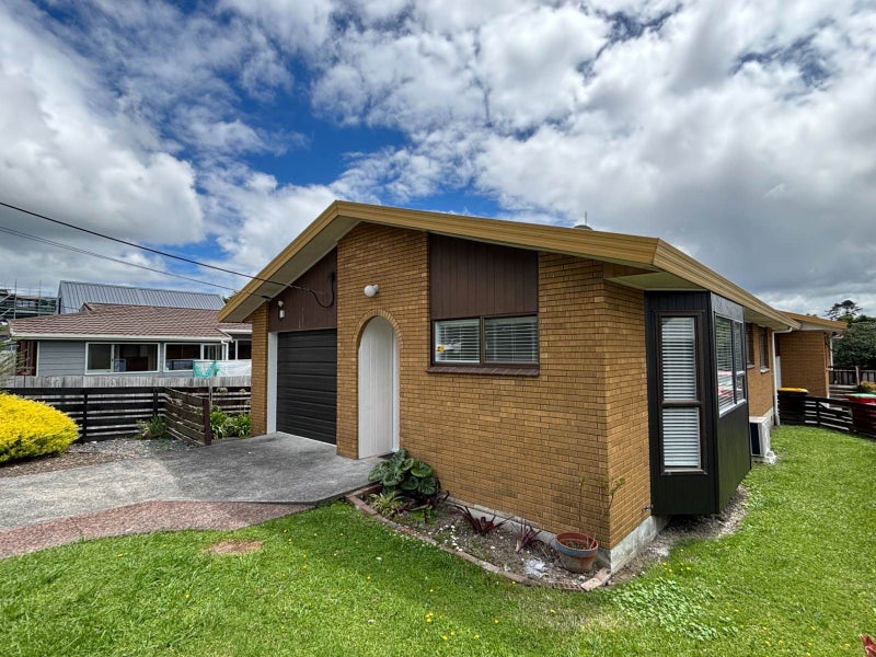47A Bay Street, Red Beach, Whangaparāoa - Carousel 1
