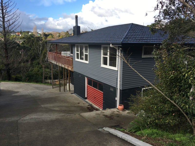 40 Colmar Road, Mellons Bay, Auckland - Carousel 1