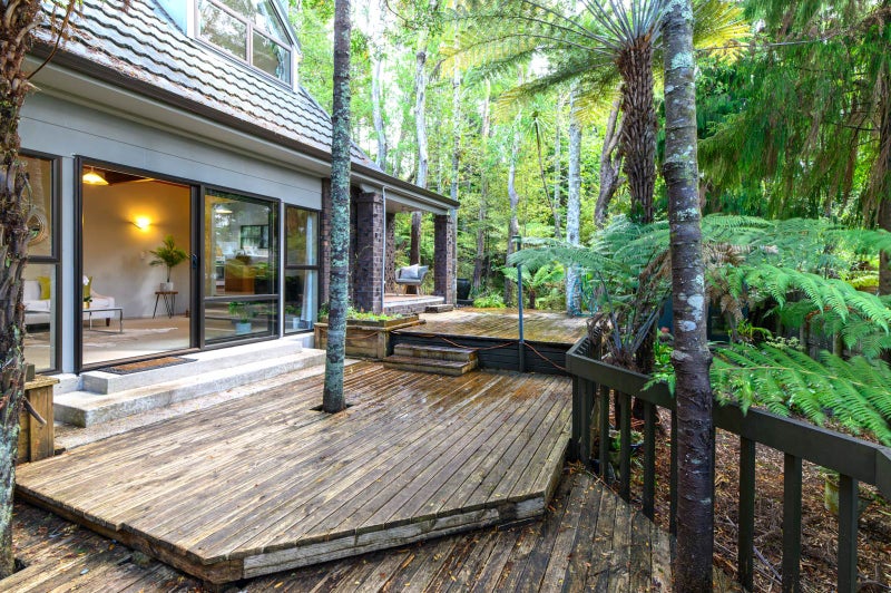 3 Kaurimu Rise, Titirangi, Auckland - Carousel 2