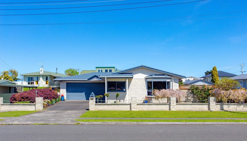 153 Carlton Avenue, Springvale, Whanganui - Carousel 21
