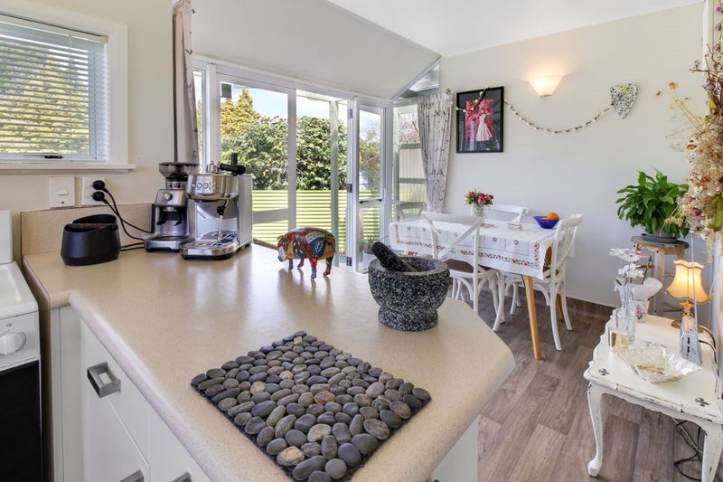 101 Buick Crescent, Awapuni, Palmerston North - Carousel 2