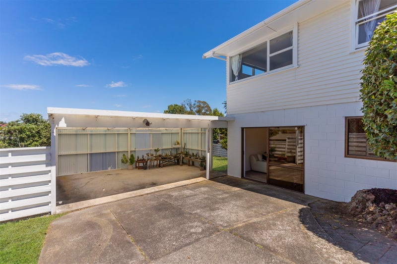 25 Advene Road, Cockle Bay, Auckland - Carousel 2